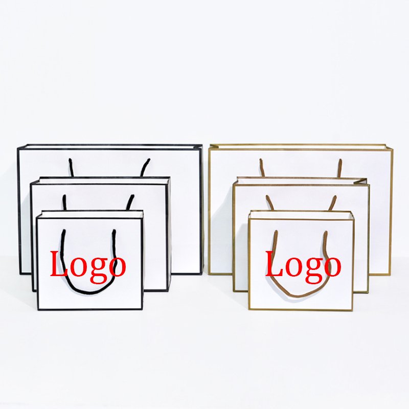 Papiertüte für T-Shirts und Kleidung – Bild 2